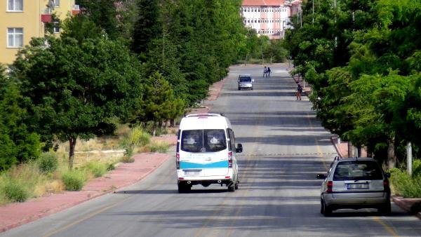 Üniversiteli Kıza 'Özgecan Tehdidi'nde Bulunan Minibüs Şoförüne Beraat