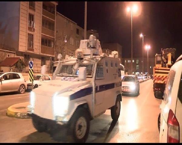 İstanbul'da kanlı saldırı 2 ölü