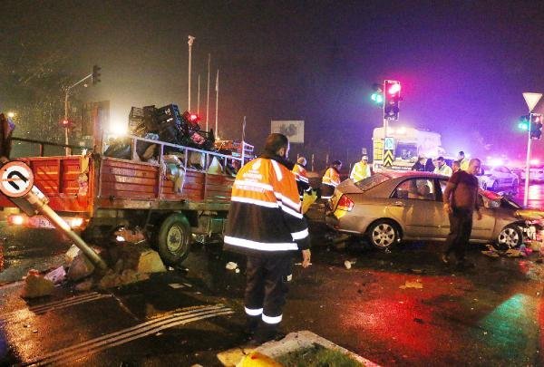 İstanbul'da korkunç trafik kazası