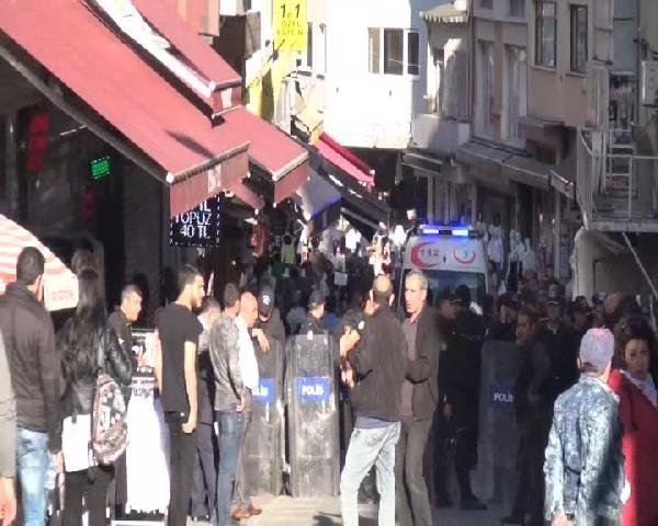 Kadıköy'de akraba kavgası kanlı bitti: 3 yaralı