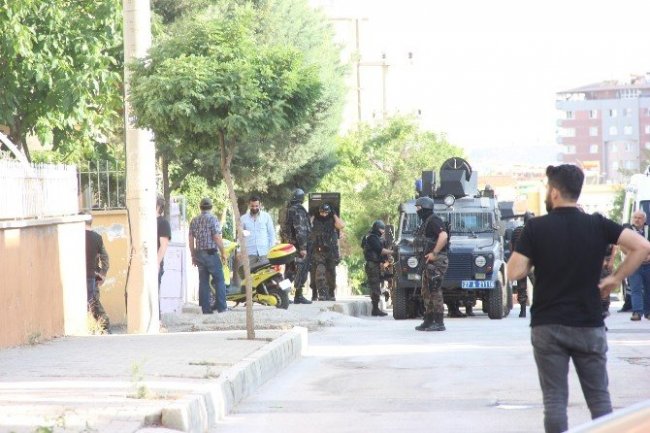 Gaziantep'te IŞİD'in hücre evi basıldı !