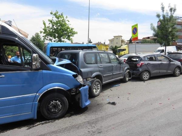 İstanbul'da yolcu minibüsü dehşeti