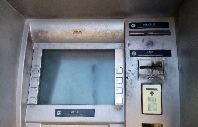 Aman dikkat ! ATM'de kartınızı kopyalanabilir !