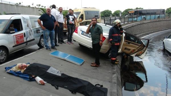 İstanbul'da korkunç kaza: 1 ölü, 1 yaralı