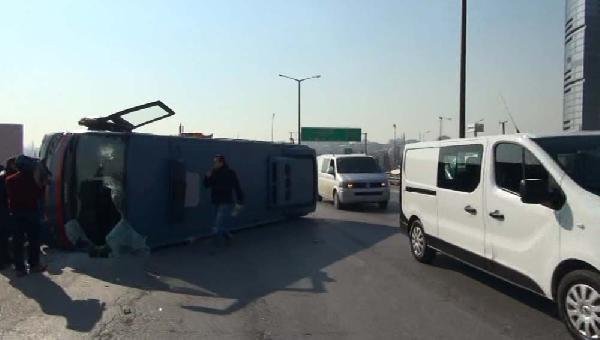 İstanbul'da cezaevi aracı kaza yaptı