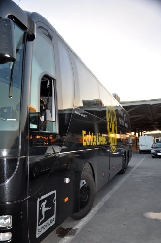 Borussia Dortmund otobüsü gümrük arızasına takıldı